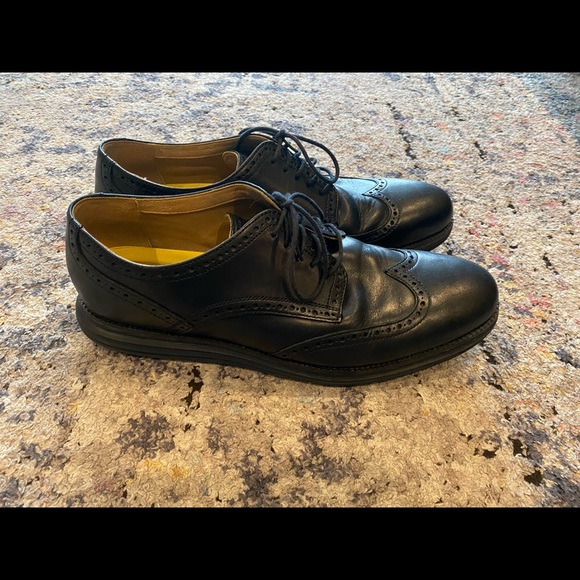 Like new. Not  broken in - Picture 1 of 3